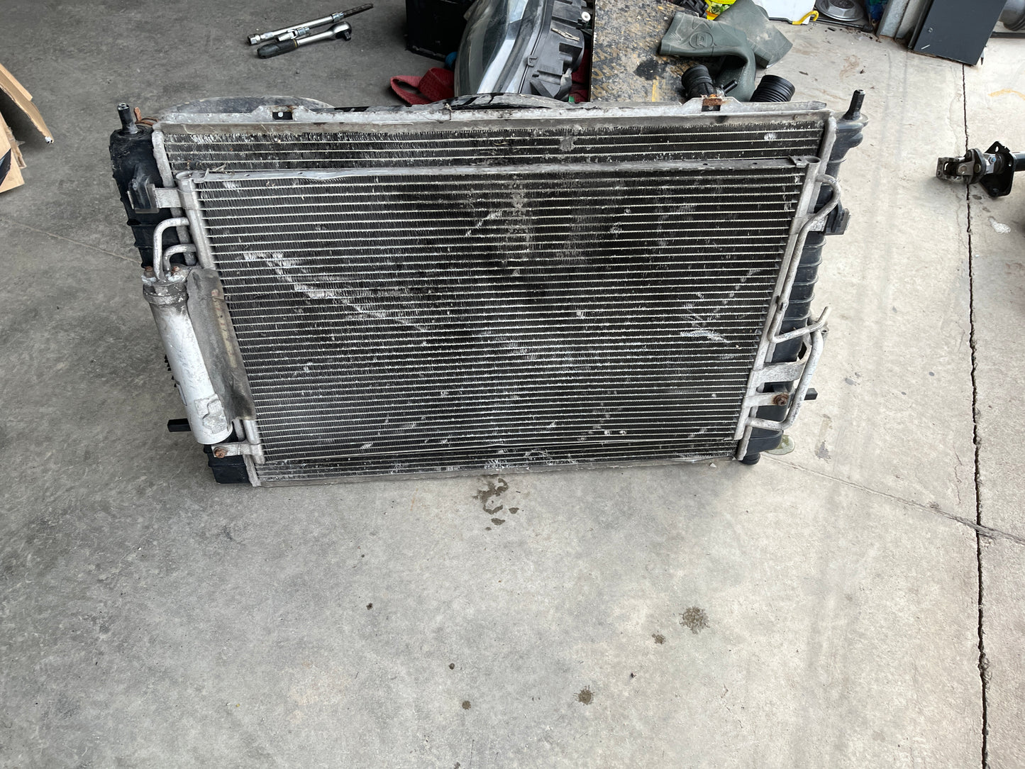 Радиатор Hyundai Tucson 05-