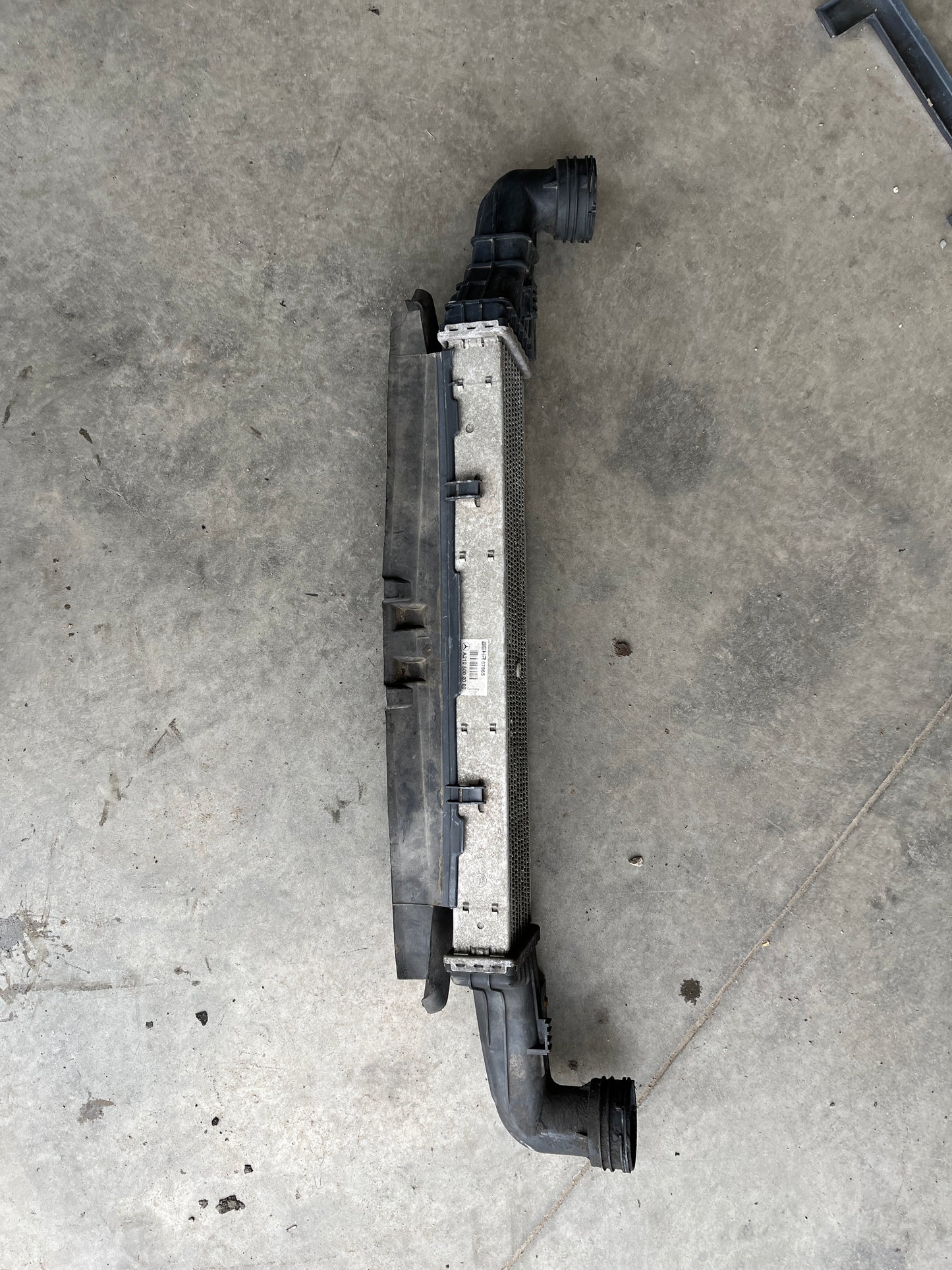 Интеркулер Mercedes E-class w210 220