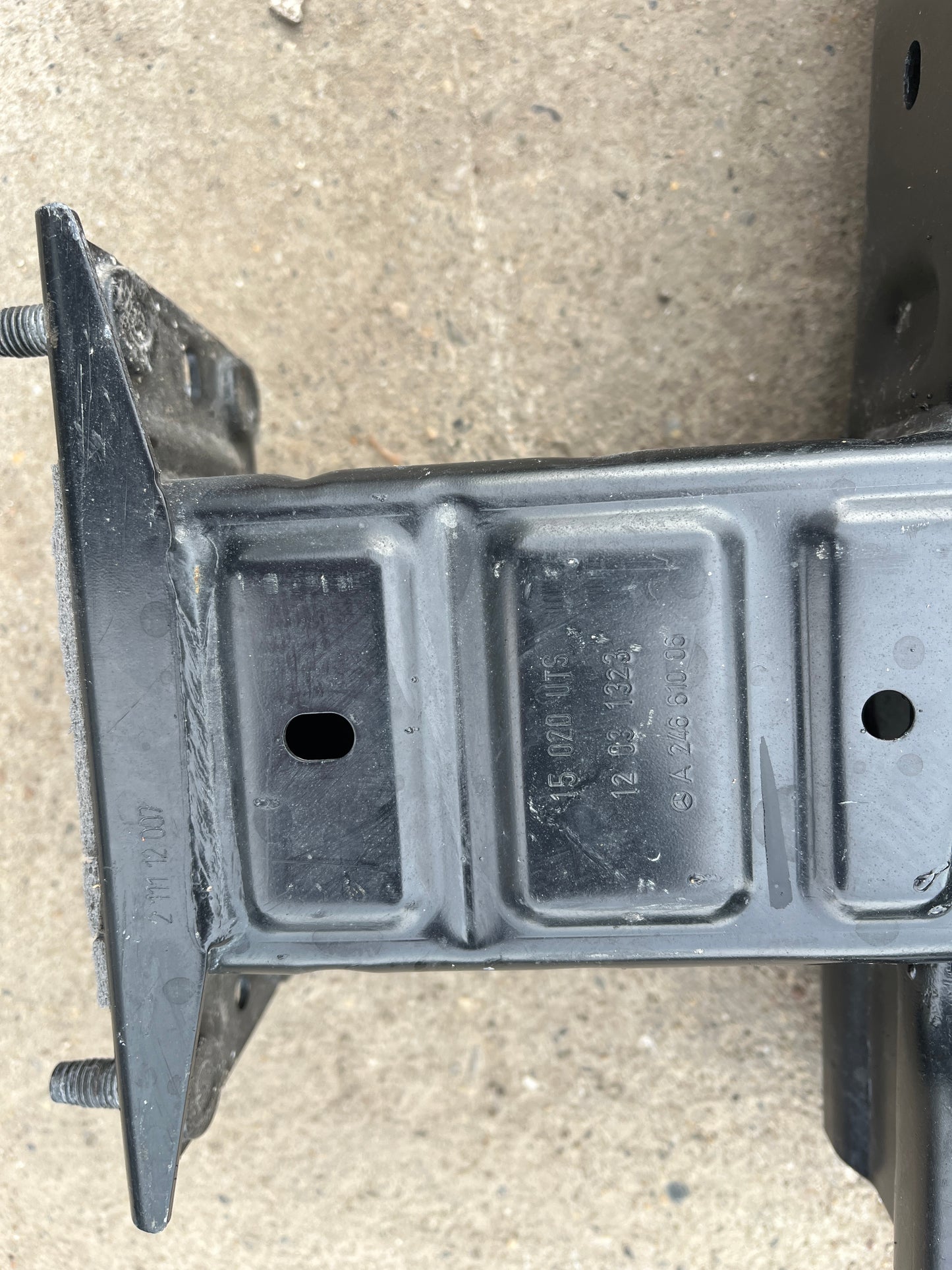 Греда Mercedes B-class w246