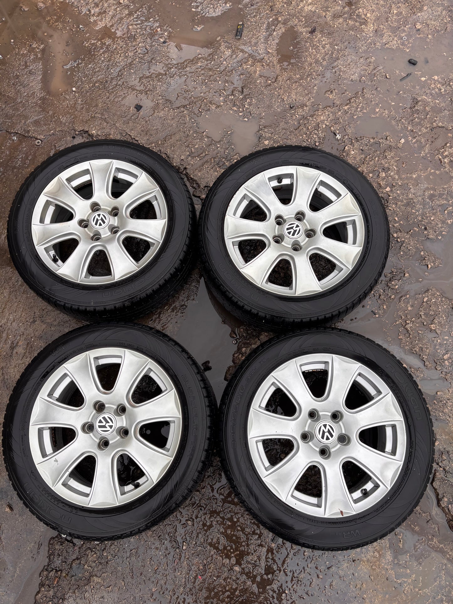 Комплект джанти 16” • Volkswagen 5x112