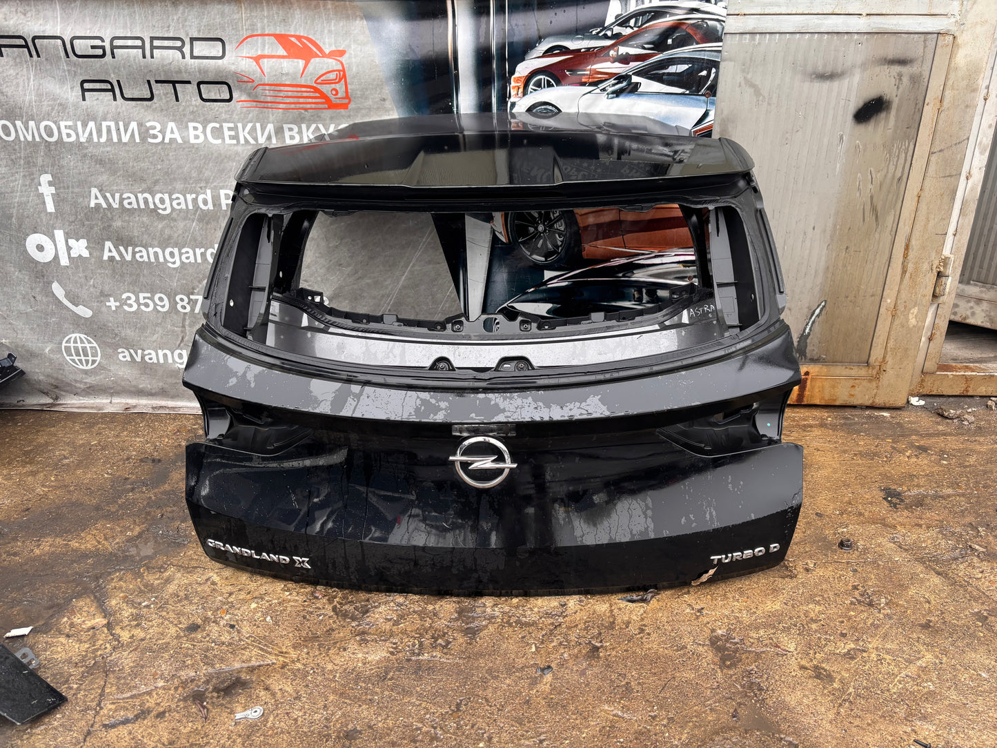 Заден капак (багажник)  • Opel Grandland X (2017–2024)