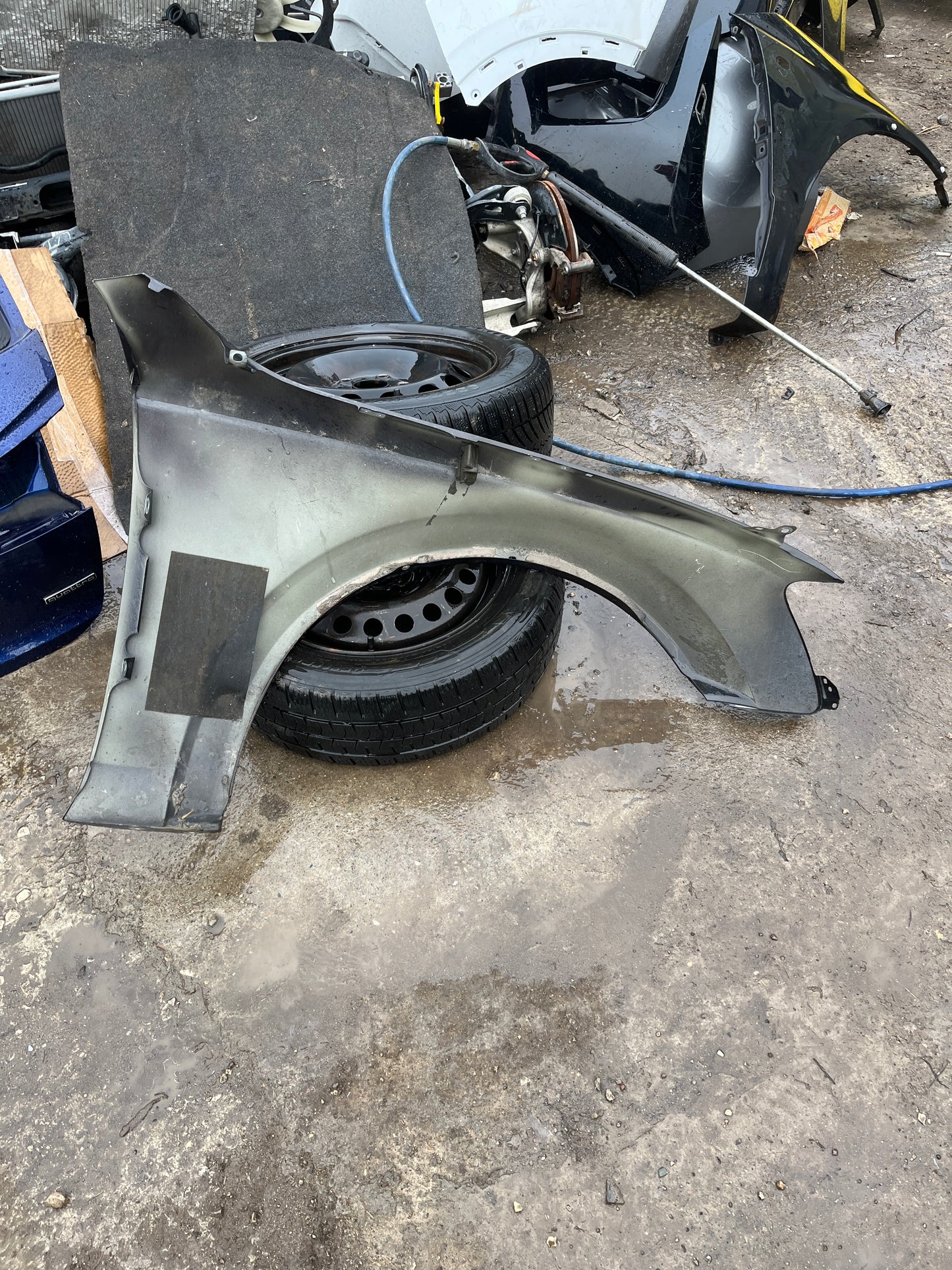 Ляв калник Audi A4 B8