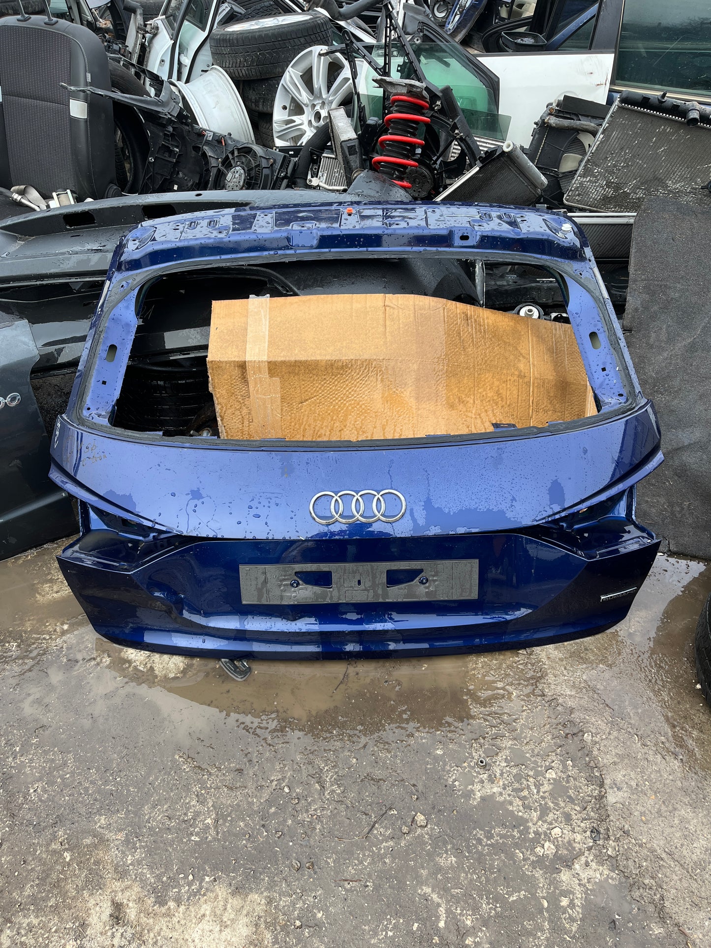 Багажна врата Audi Q4 E-Tron 2021-