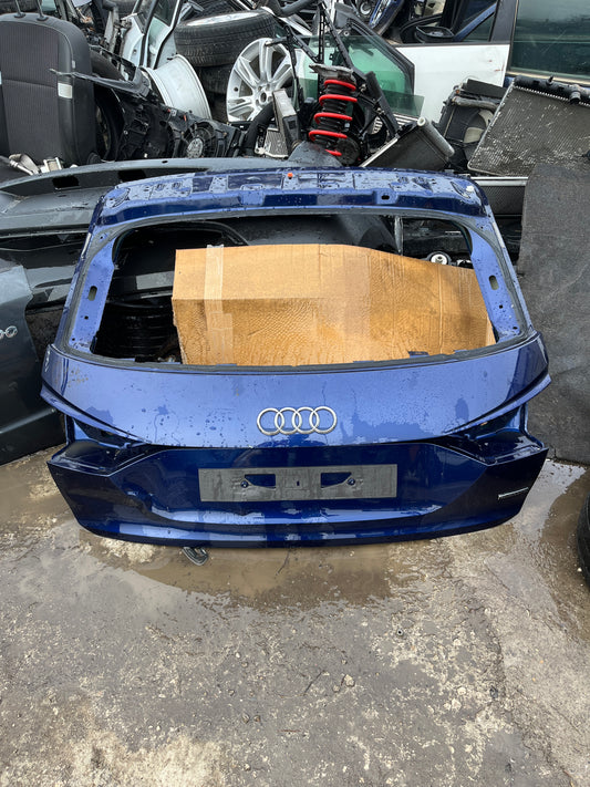 Багажна врата Audi Q4 E-Tron 2021-