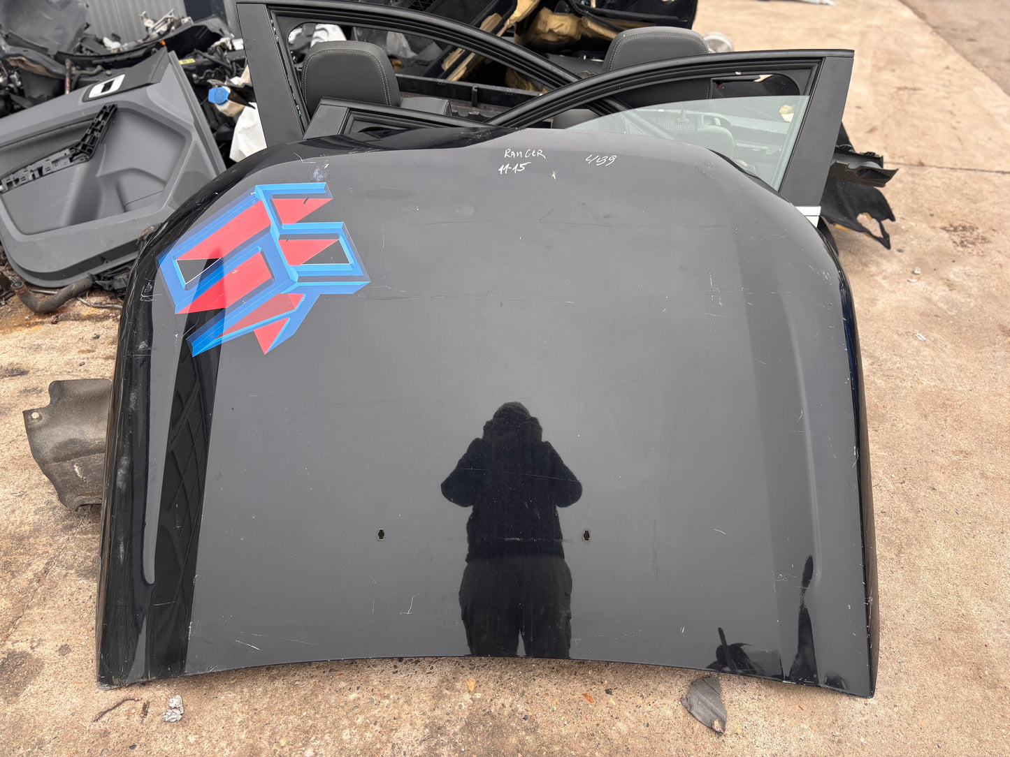 Преден капак  • Ford Ranger III (2011–2015)