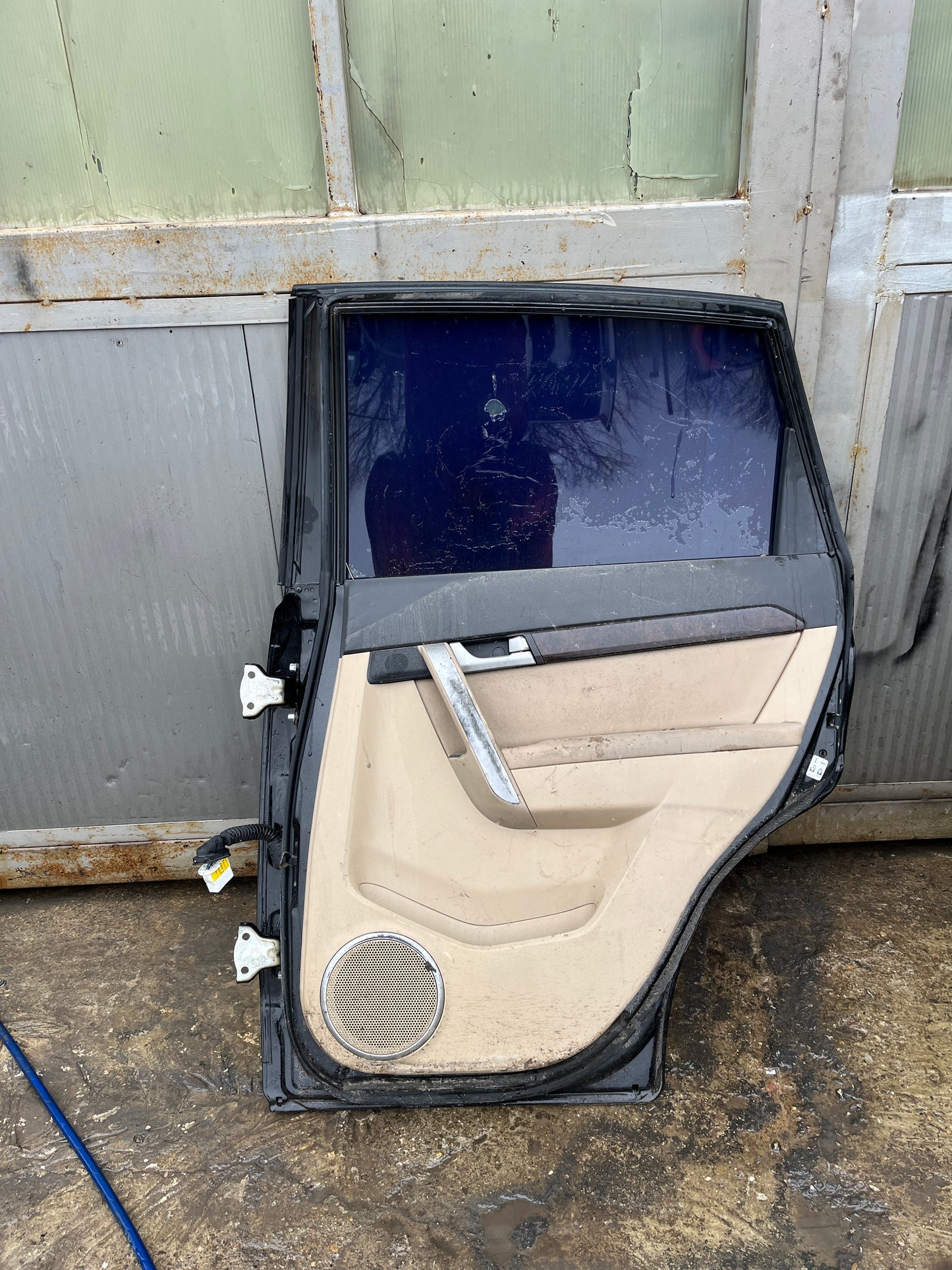 Врата Chevrolet Captiva 08-