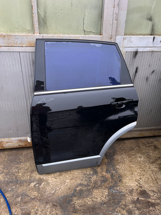 Врата Chevrolet Captiva 08-