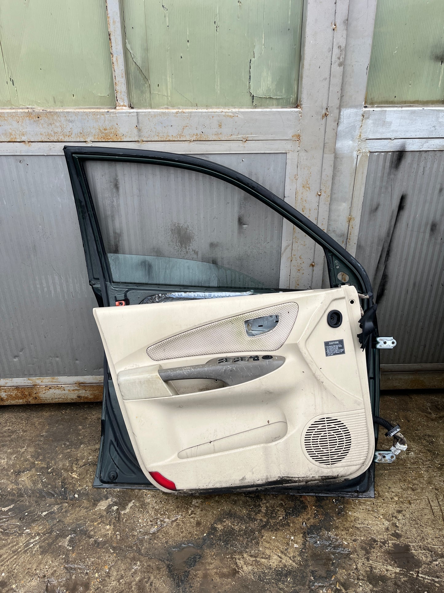 Врата Hyundai Tucson 2006г.