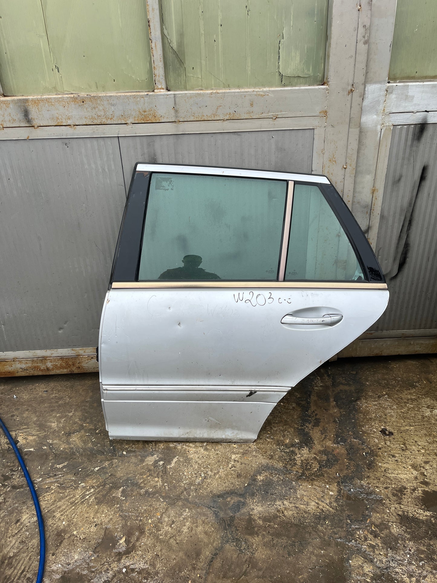 Врата Mercedes C-class w203