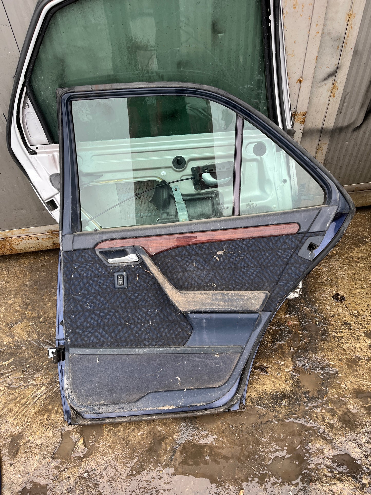 Врата Mercedes C-class 97-