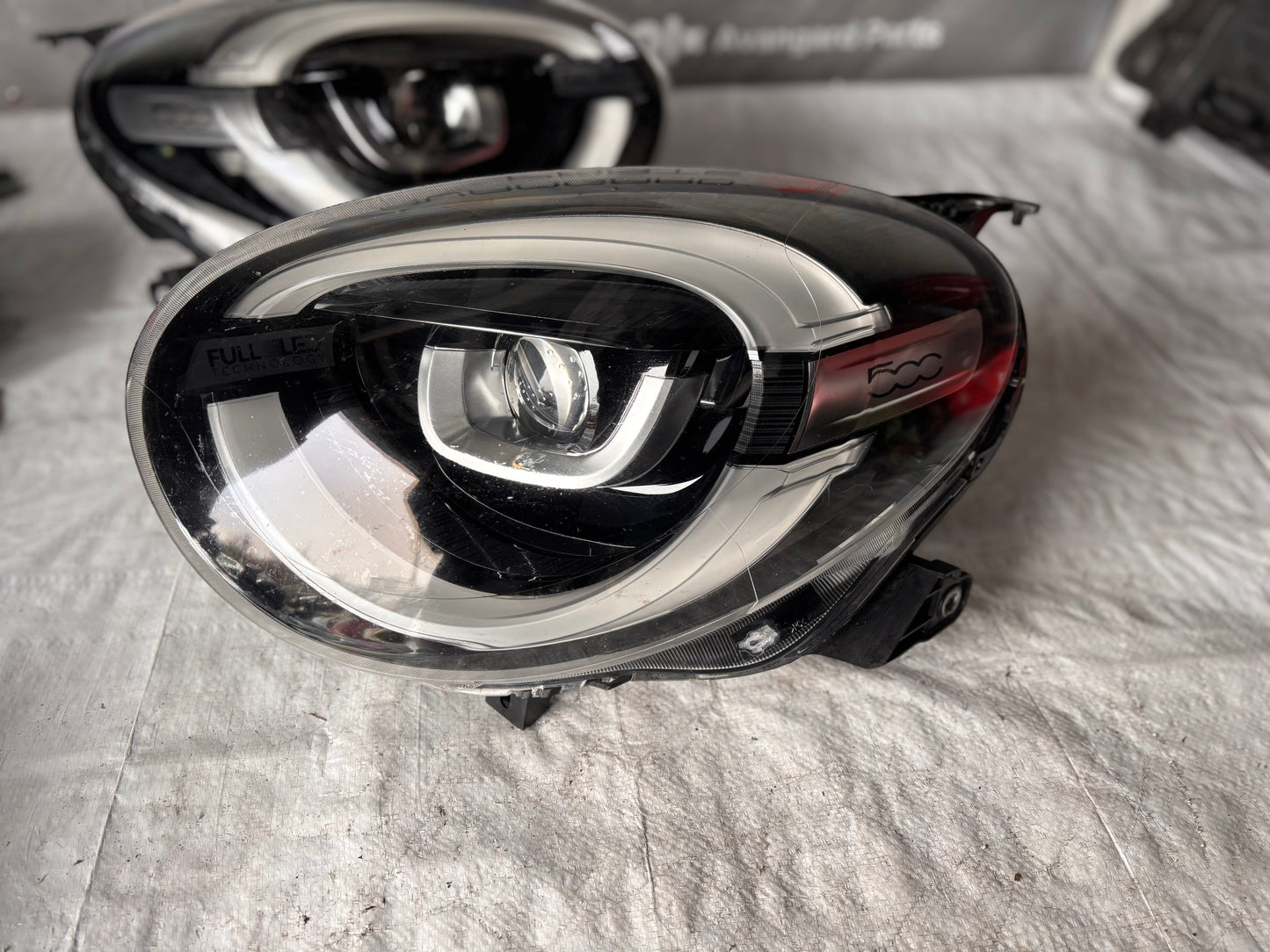 Фарове FULL LED • Fiat 500 (2020+)