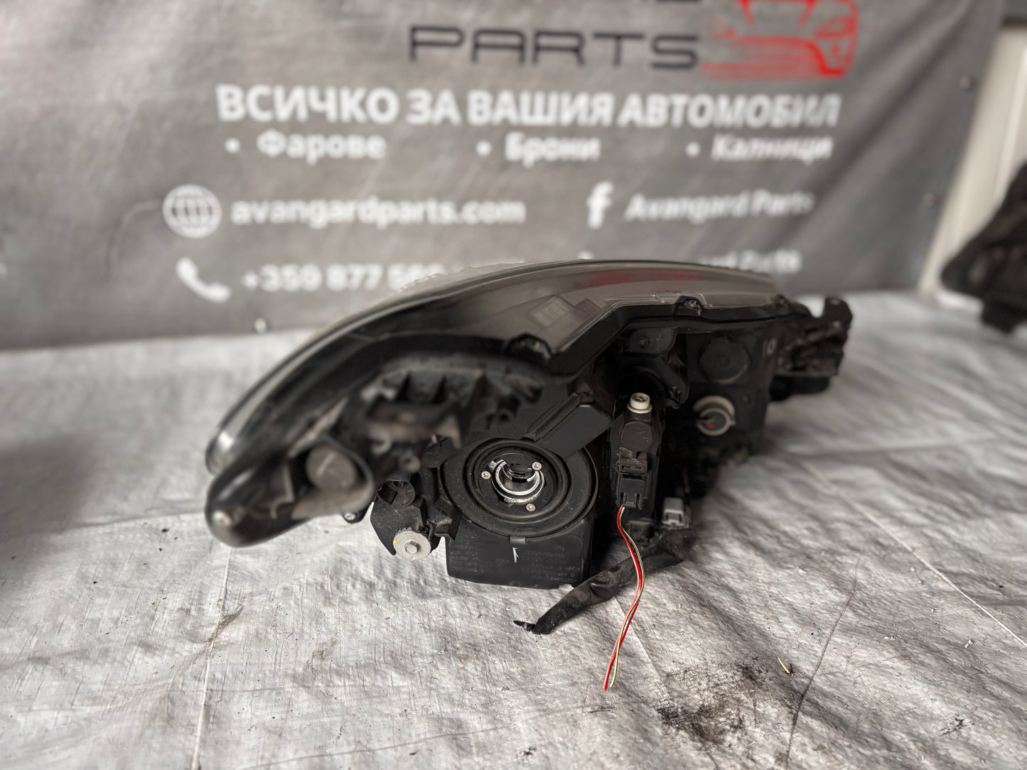 Комплект предни фарове • Toyota Yaris III (2014–2017)