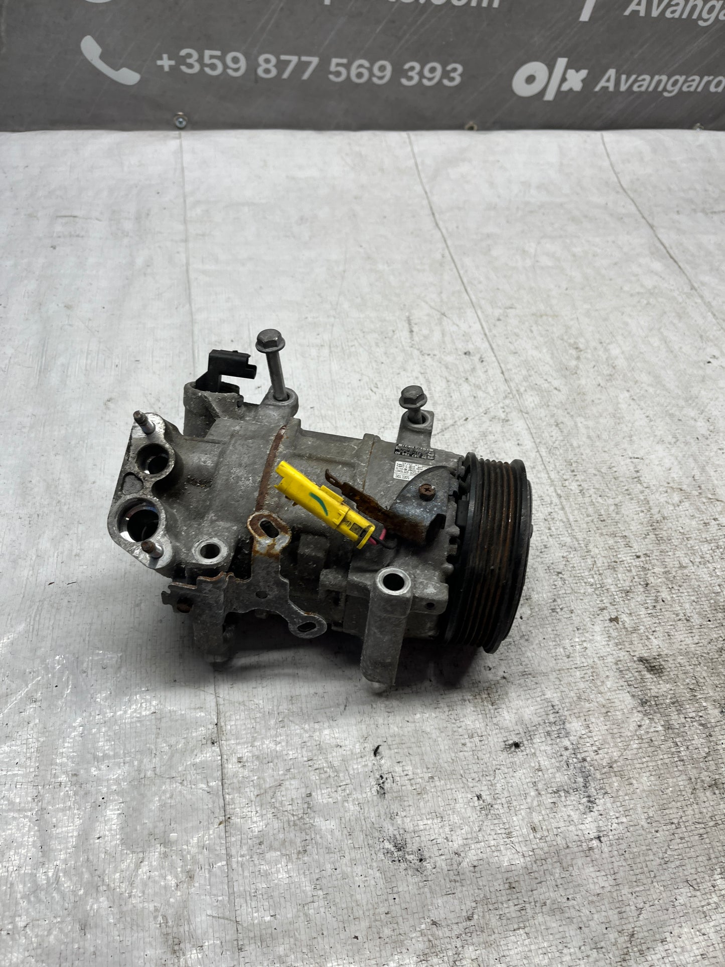 Компресор за климатика Peugeot 3008 1.5 23-