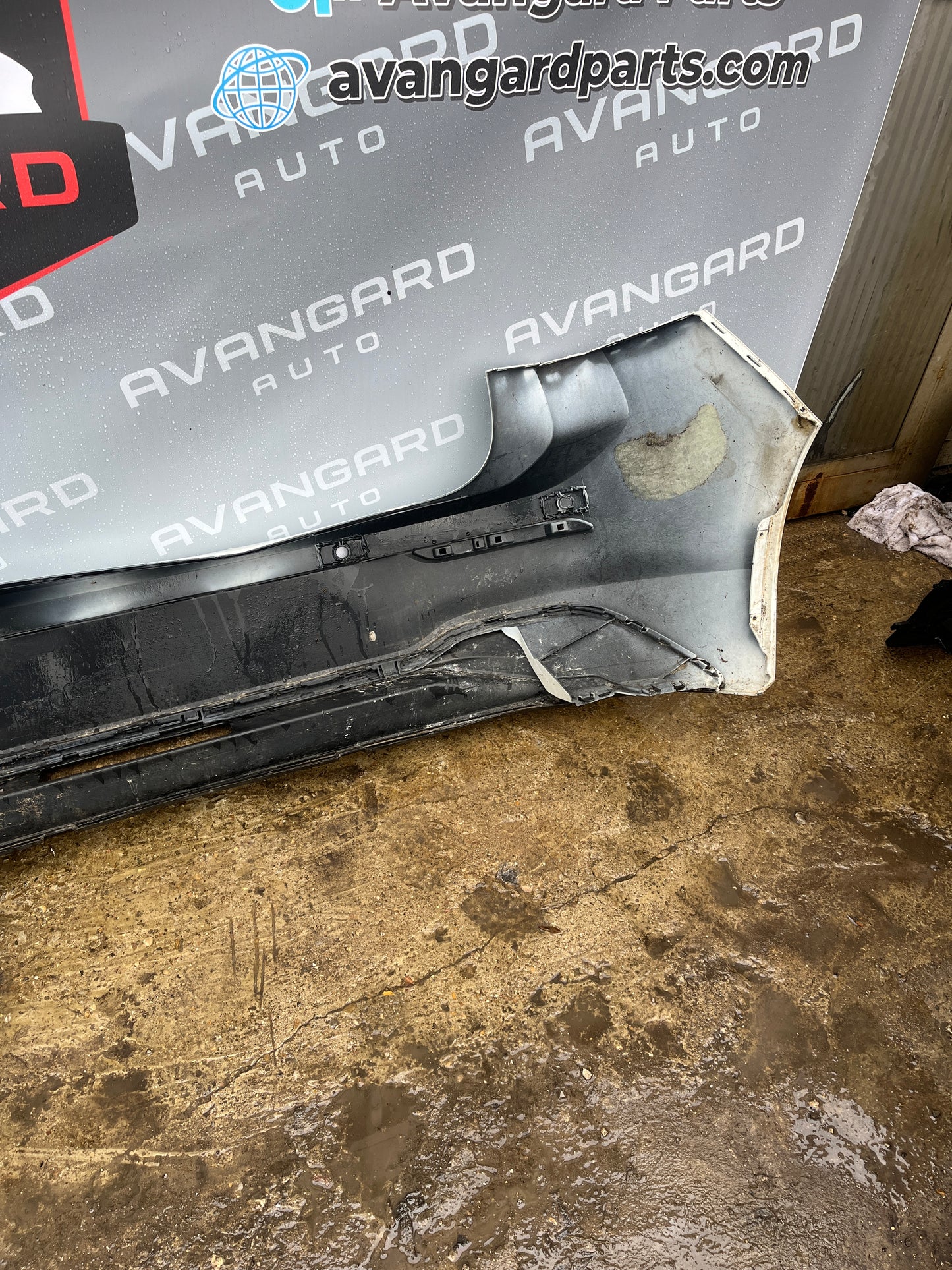 Броня VW Golf 8