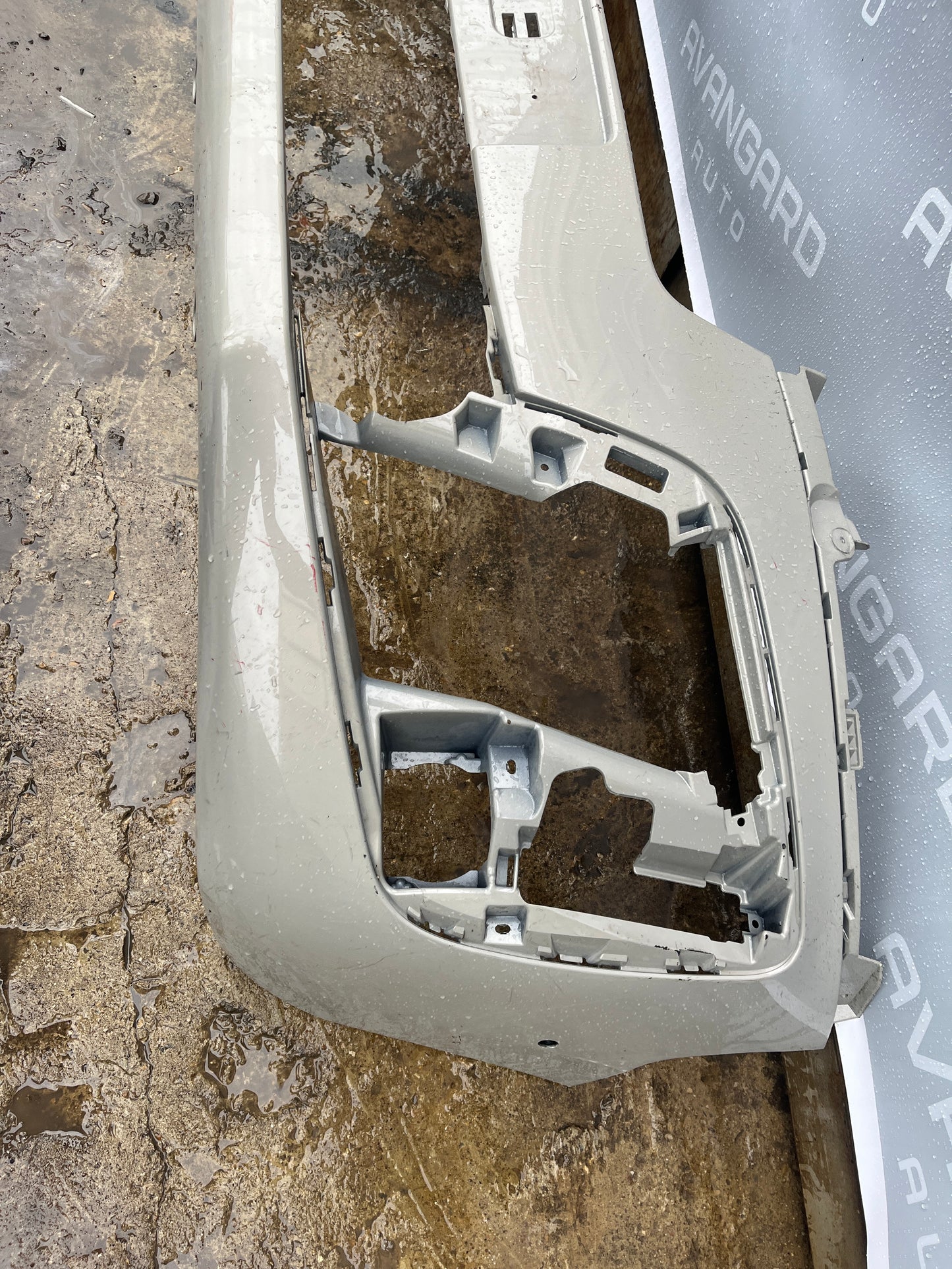 Броня Peugeot Expert,Citroen Jumpy 2017-