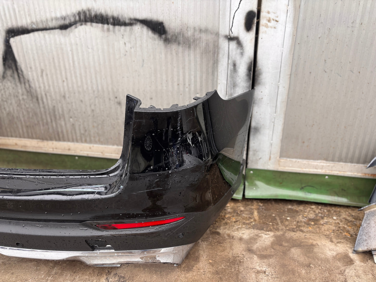 Задна броня • Mercedes-Benz GLC (2020–22)