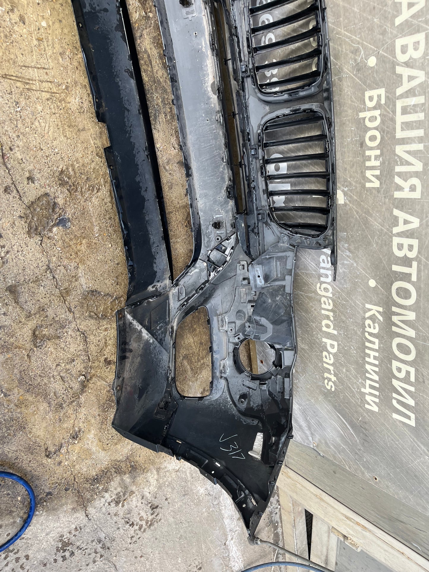 Предна броня BMW X3 F25