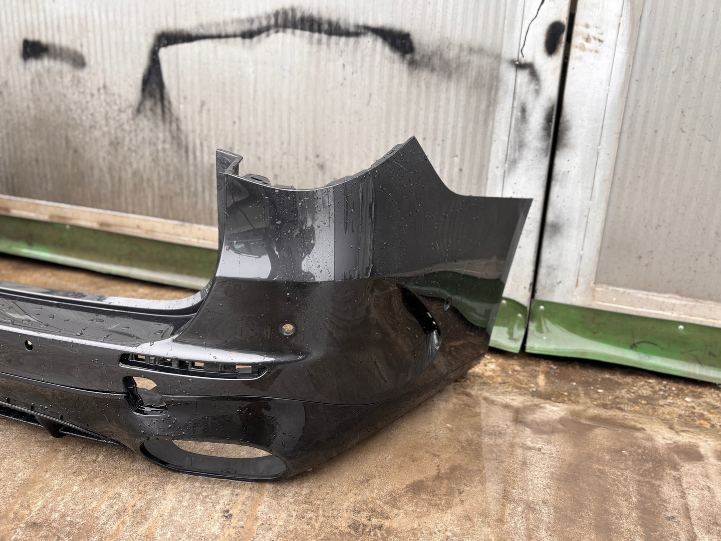 Задна броня • Mercedes-Benz E-Class W214 (2023–)