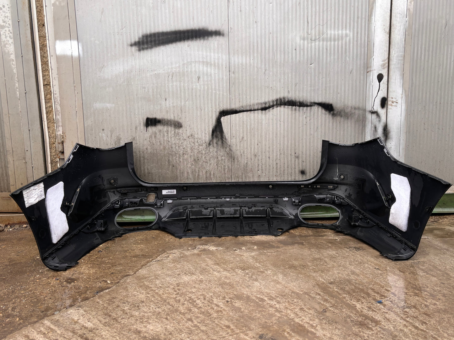 Задна броня • Mercedes-Benz E-Class W214 (2023–)