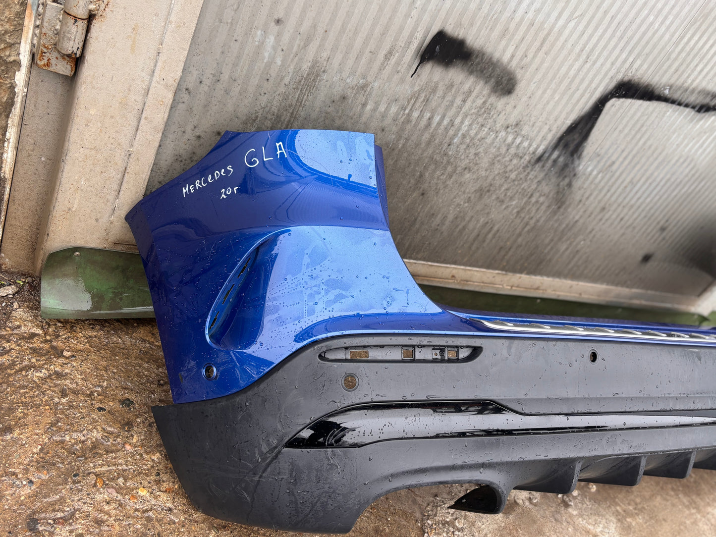 Задна броня • Mercedes-Benz GLA H247 (2020–)