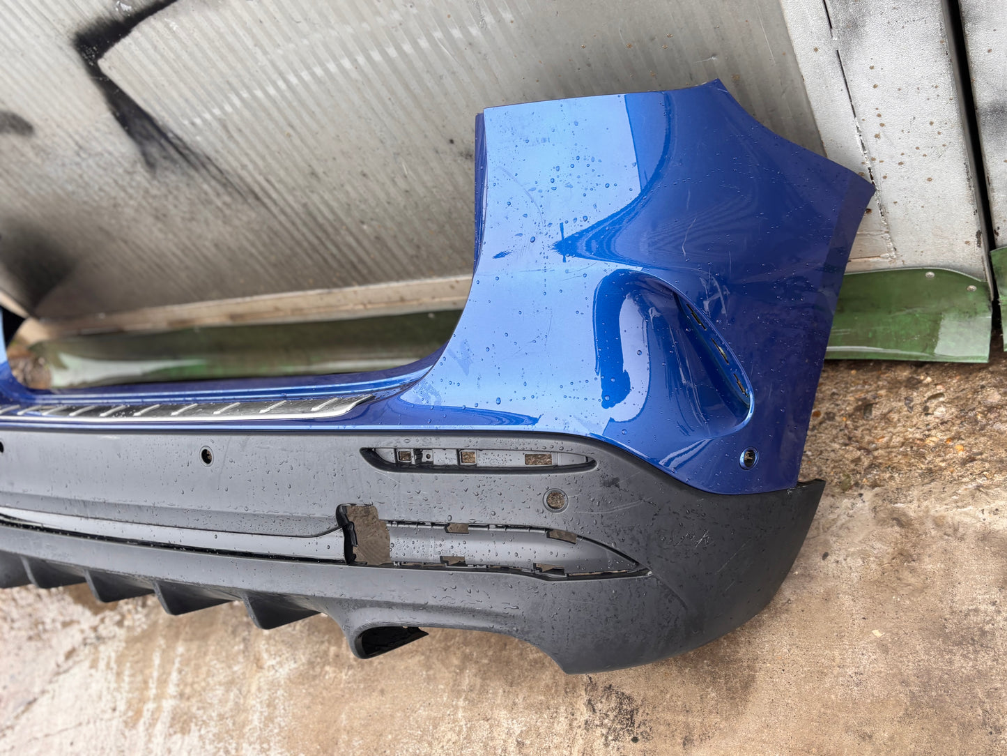 Задна броня • Mercedes-Benz GLA H247 (2020–)