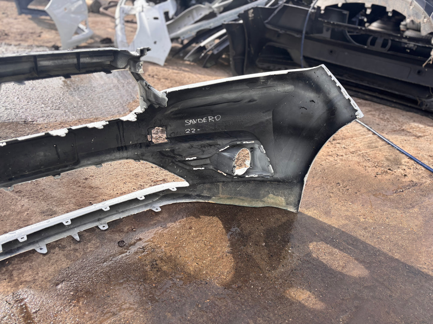 Предна броня • Dacia Sandero (2022–)