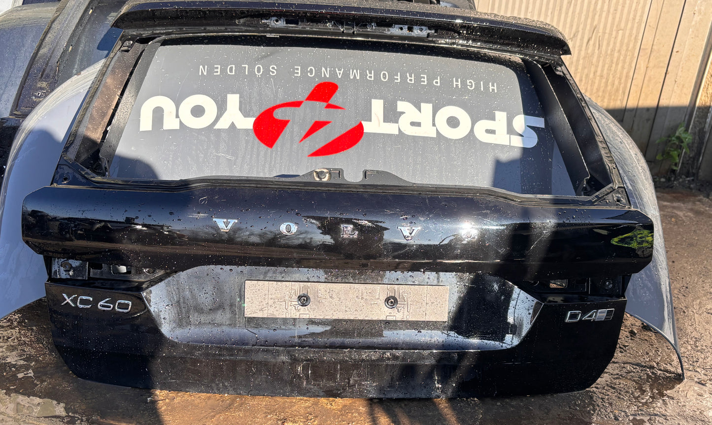 Багажник • Volvo XC60 2017–