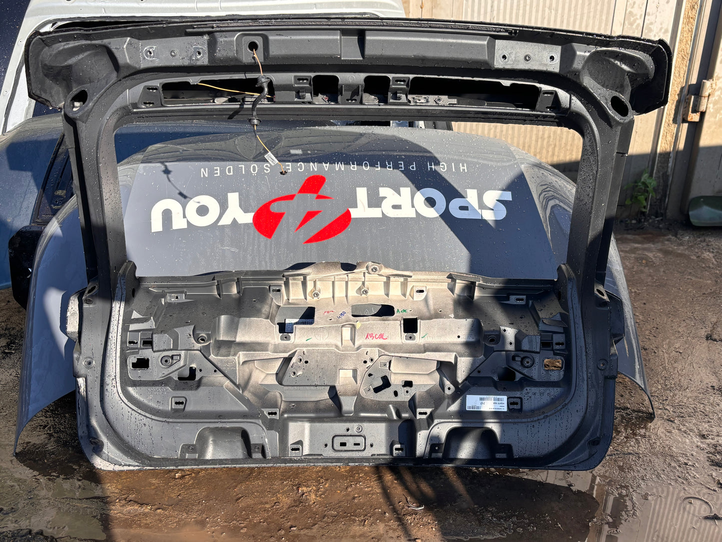 Багажник • Volvo XC60 2017–