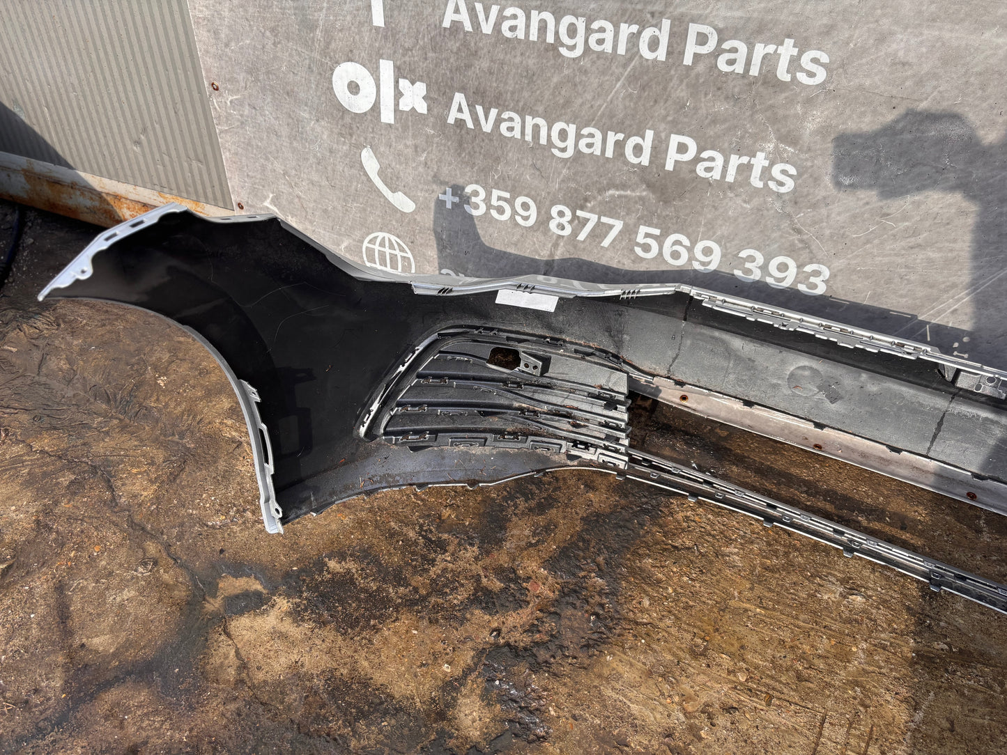 Предна броня • Volkswagen Golf 8