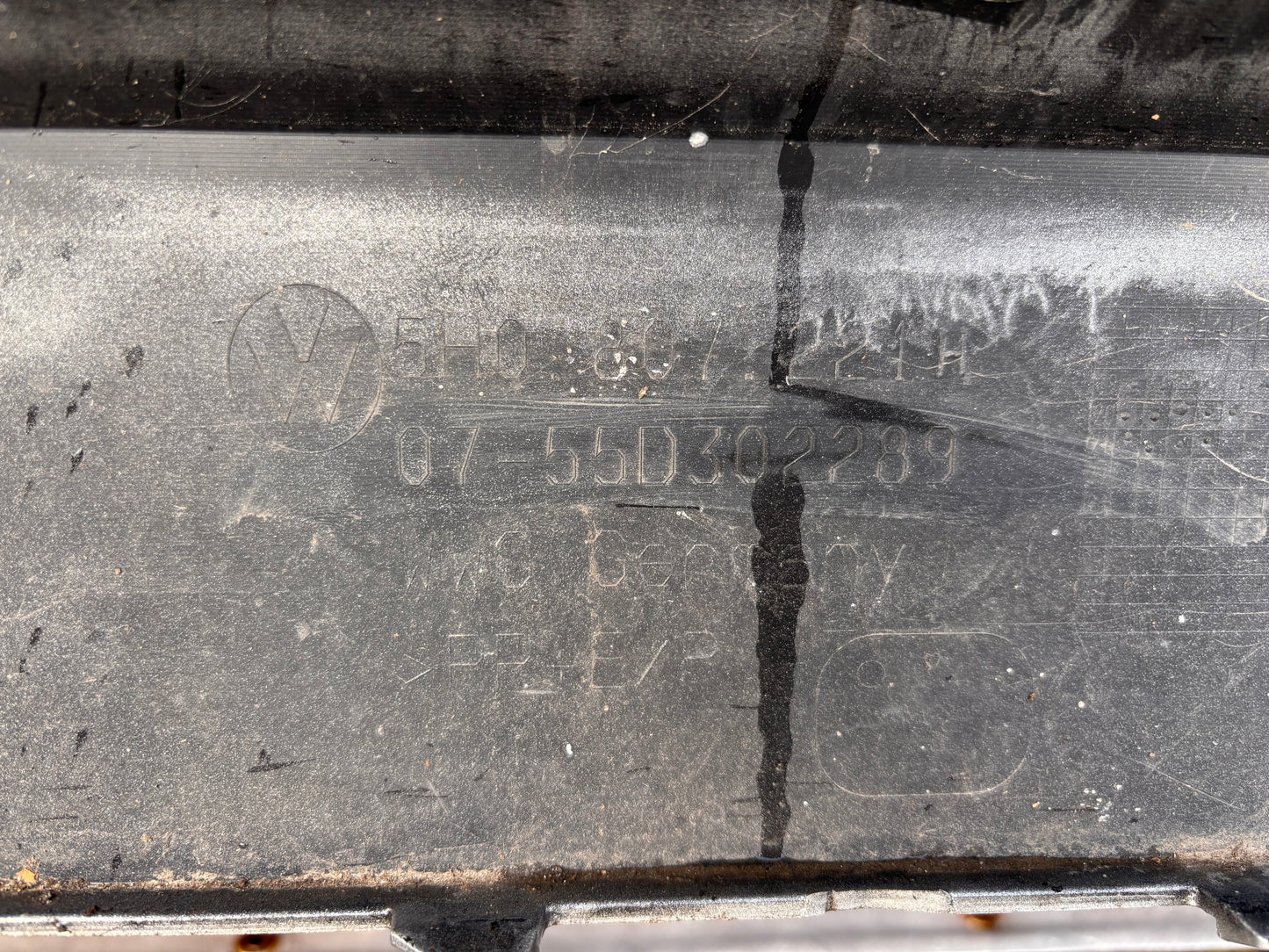 Предна броня • Volkswagen Golf 8