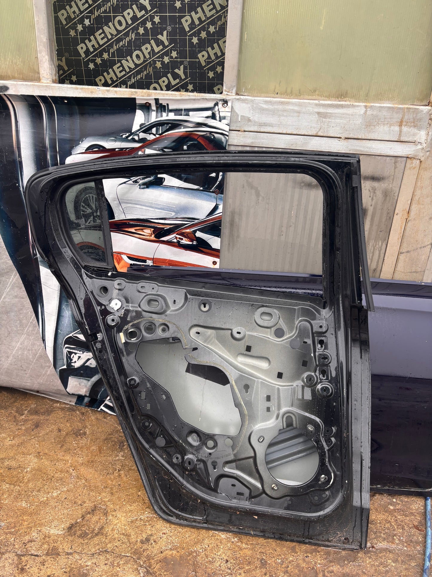 Задна лява врата • Opel Astra  (2022–)