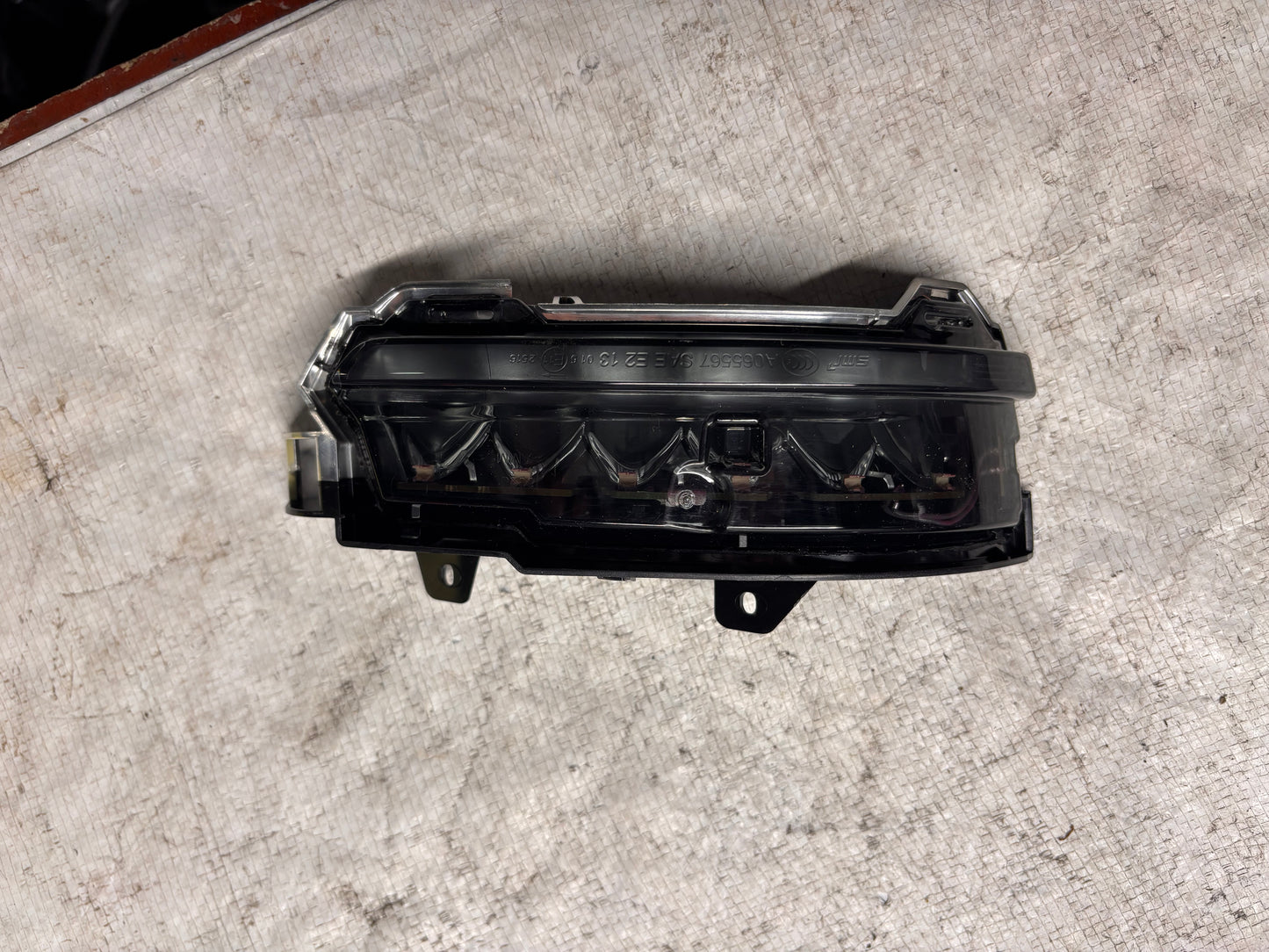 Ляв мигач в огледалото• Evoque / Velar / F-Pace