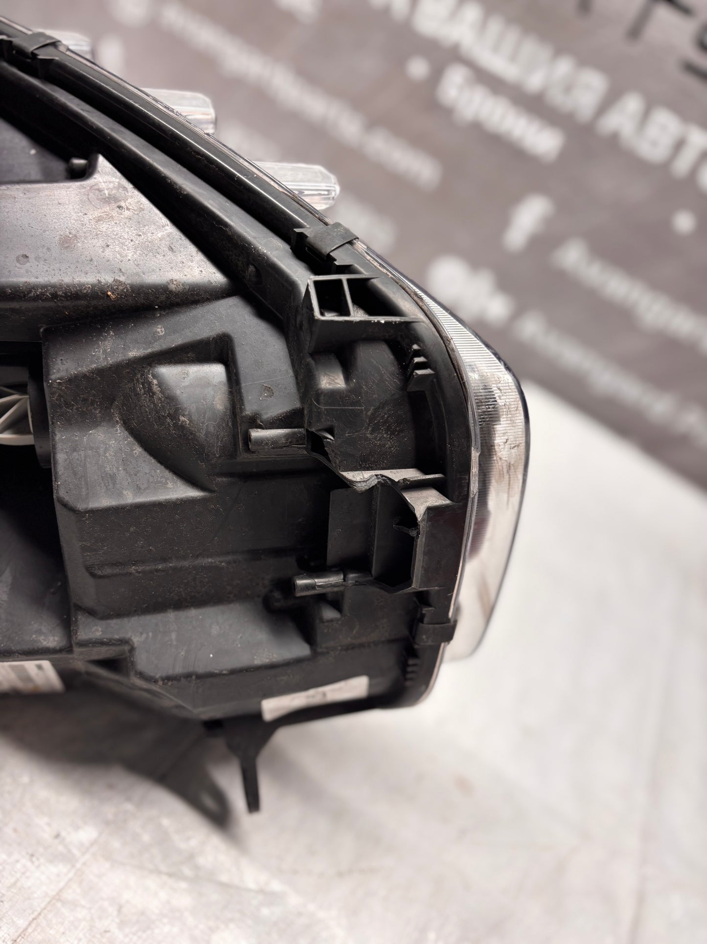 Десен фар • Dacia Duster II (2017–2021)