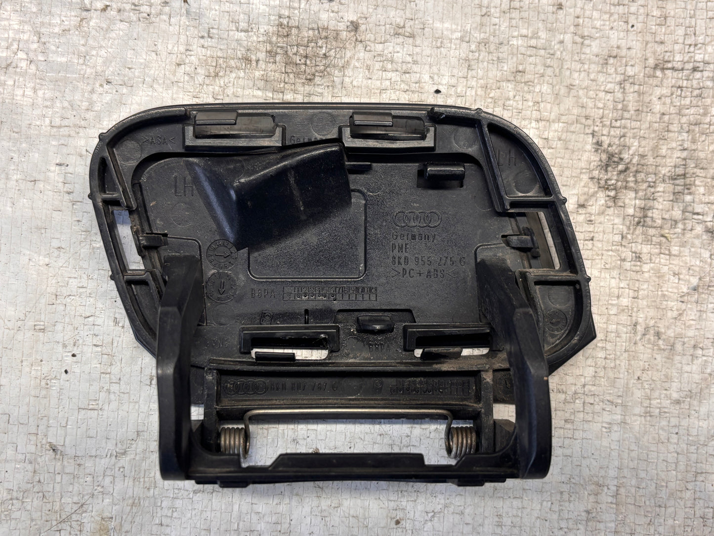 Капачка пръскалка за фар • Audi A4 B8 (2012–2013)