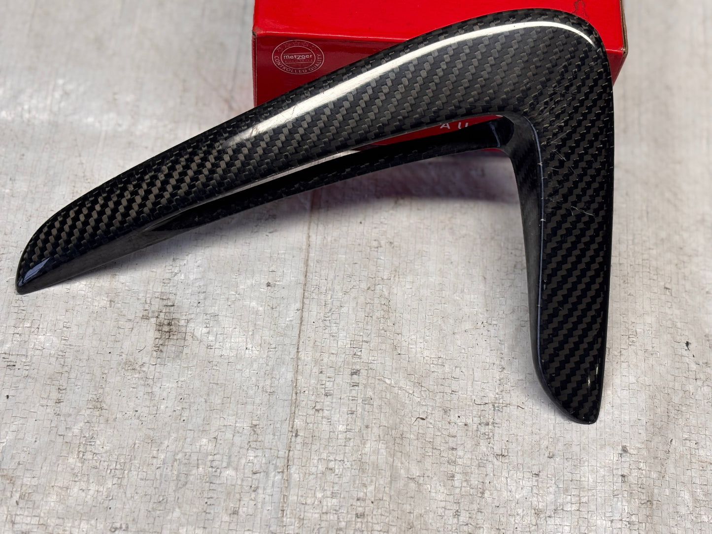 BMW G серия декоративна лайстна карбон