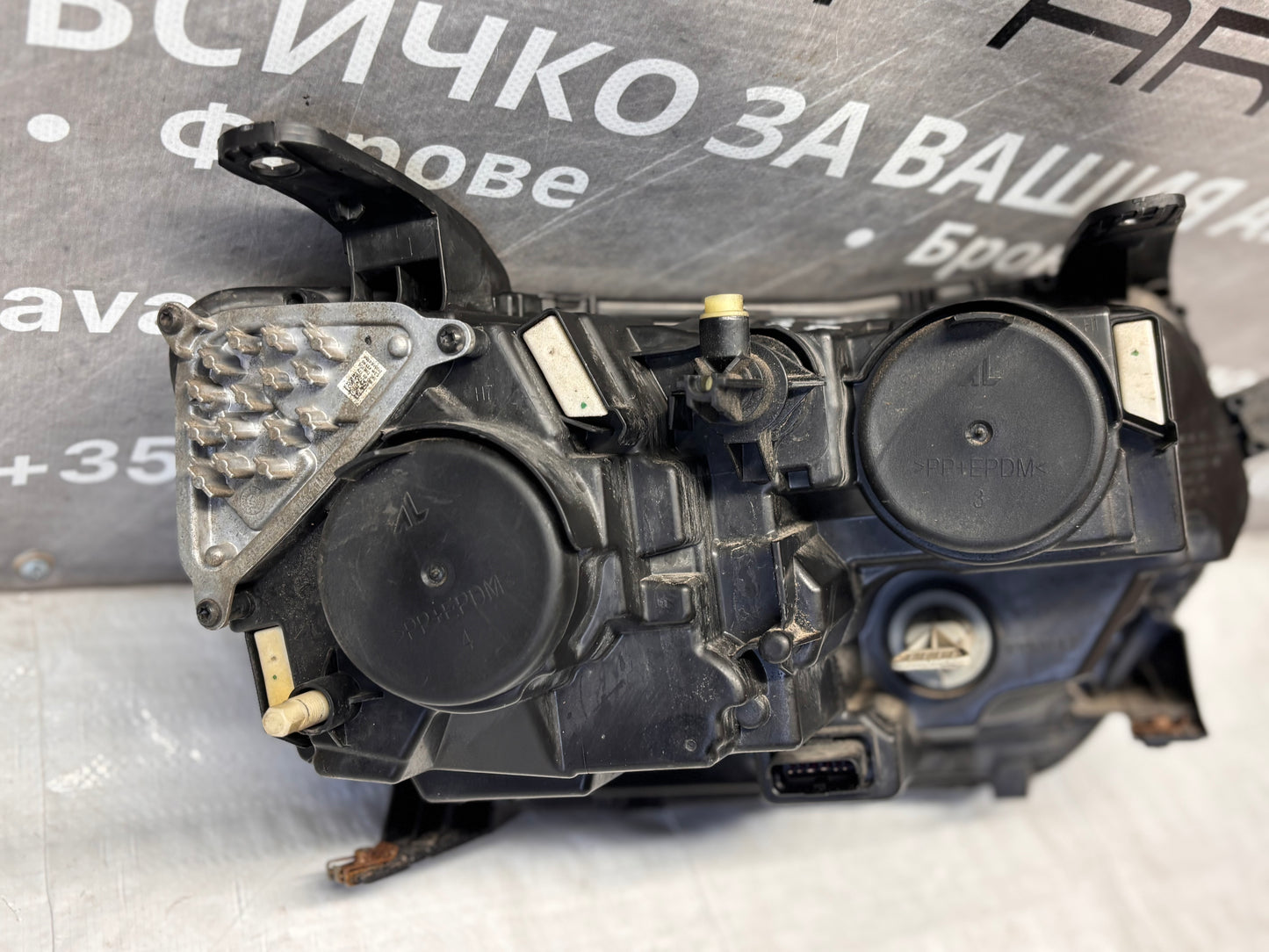 Фар преден ляв • Dacia Duster 2017–2021