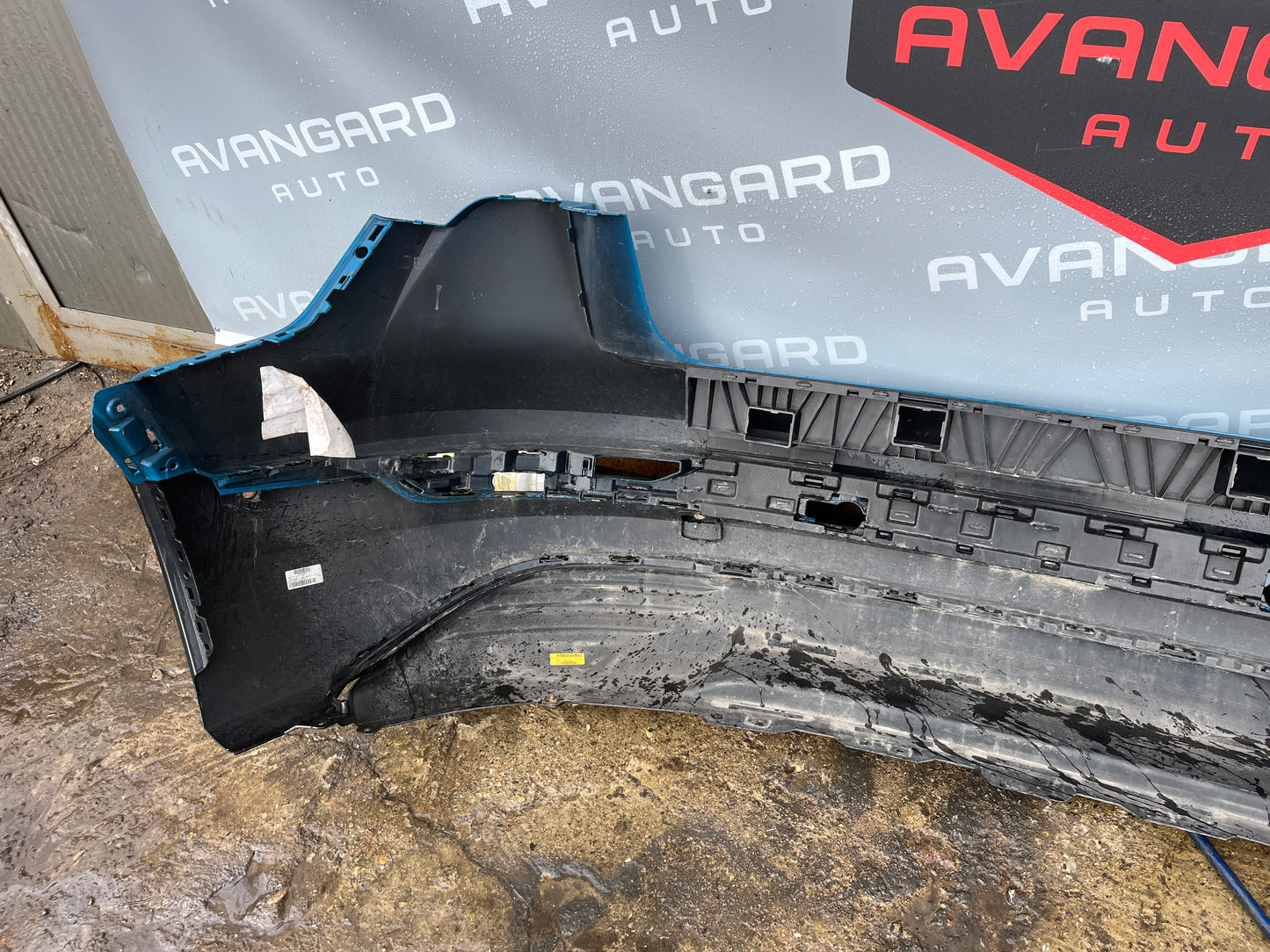 Броня Audi E-tron