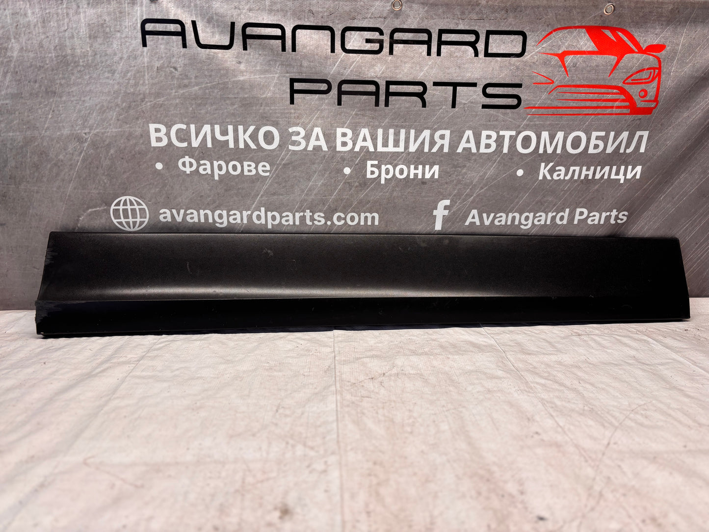 Декоративна лайстна врата • VW T-Cross