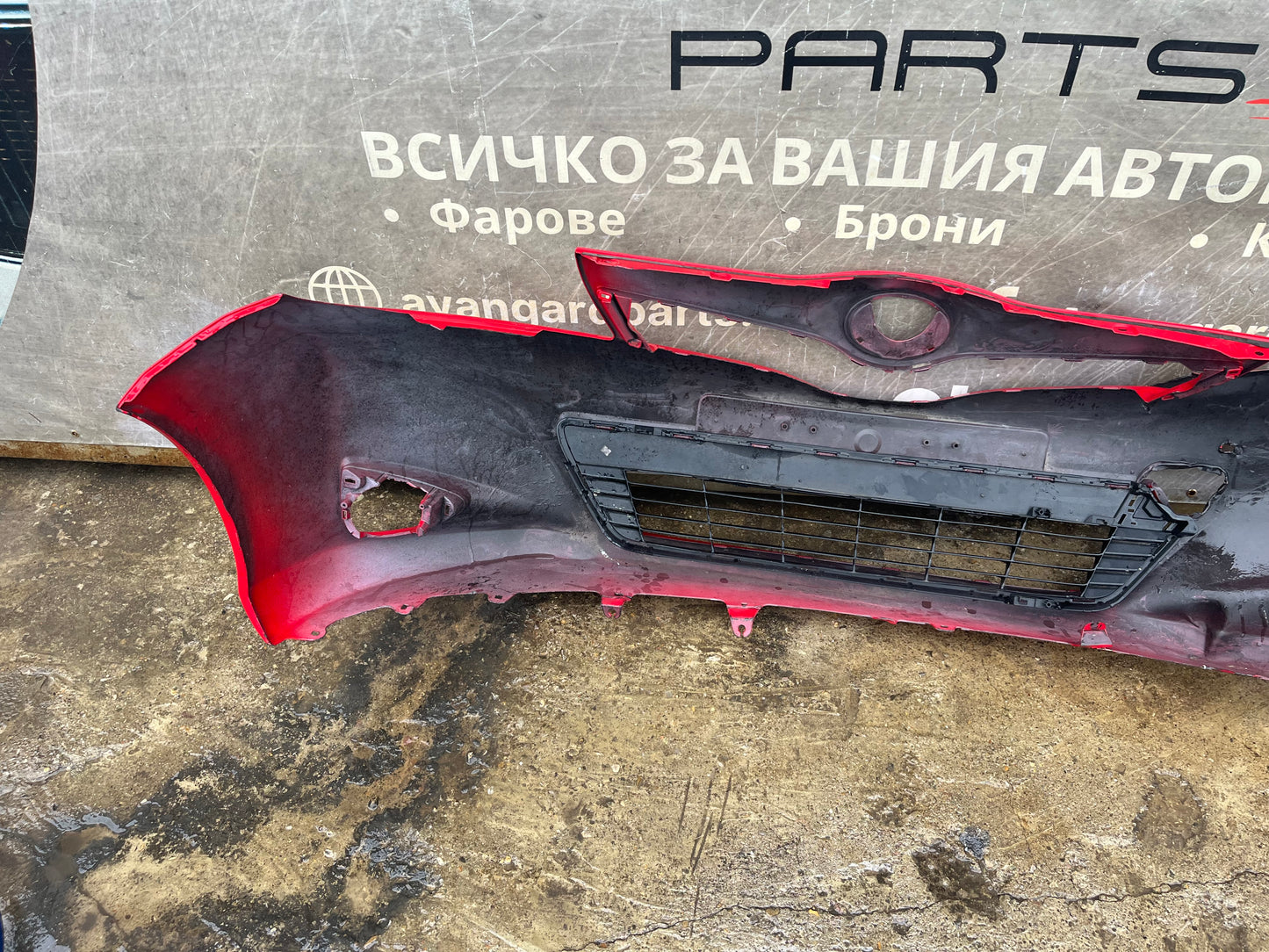 Броня Toyota Yaris 2012г
