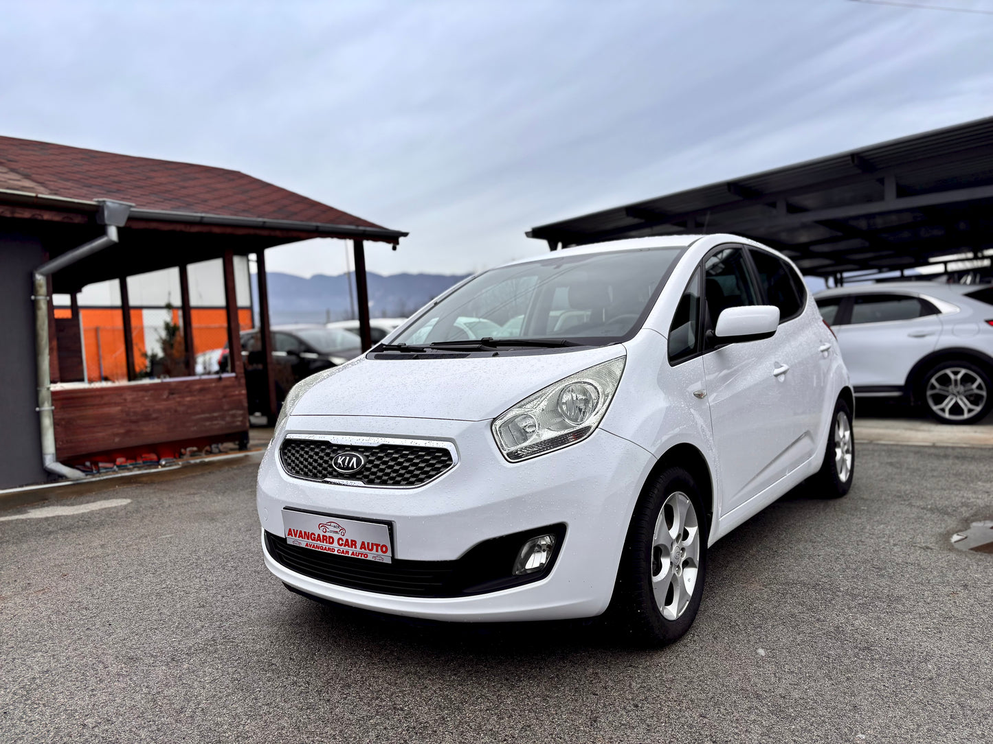 KIA VENGA