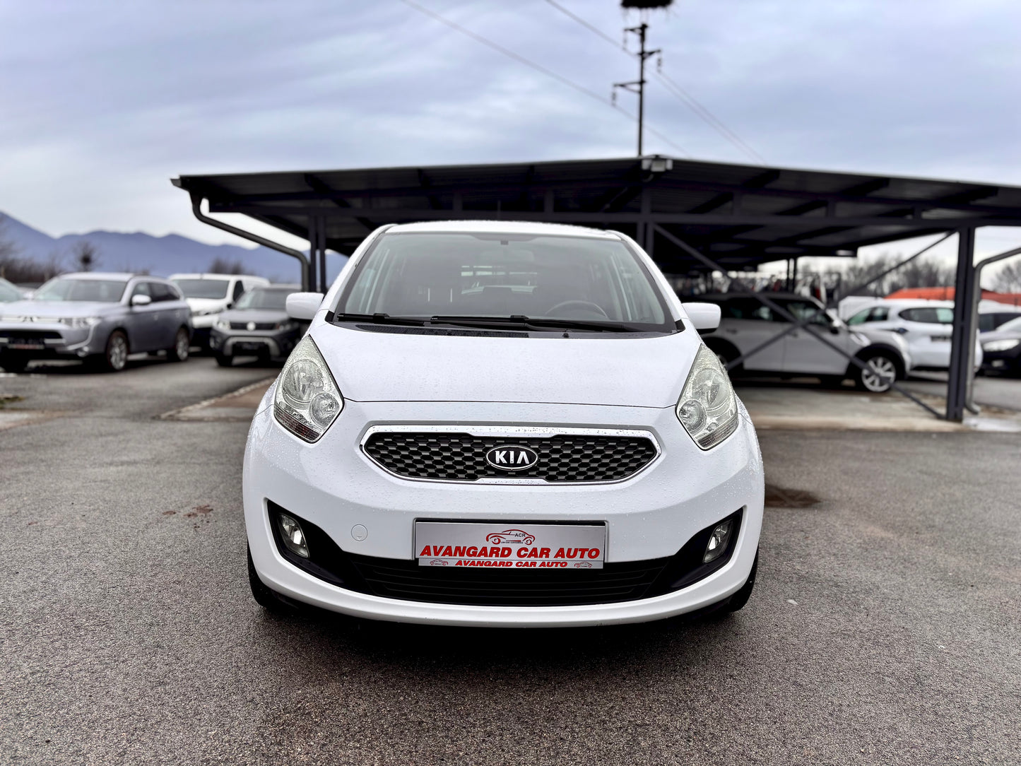 KIA VENGA