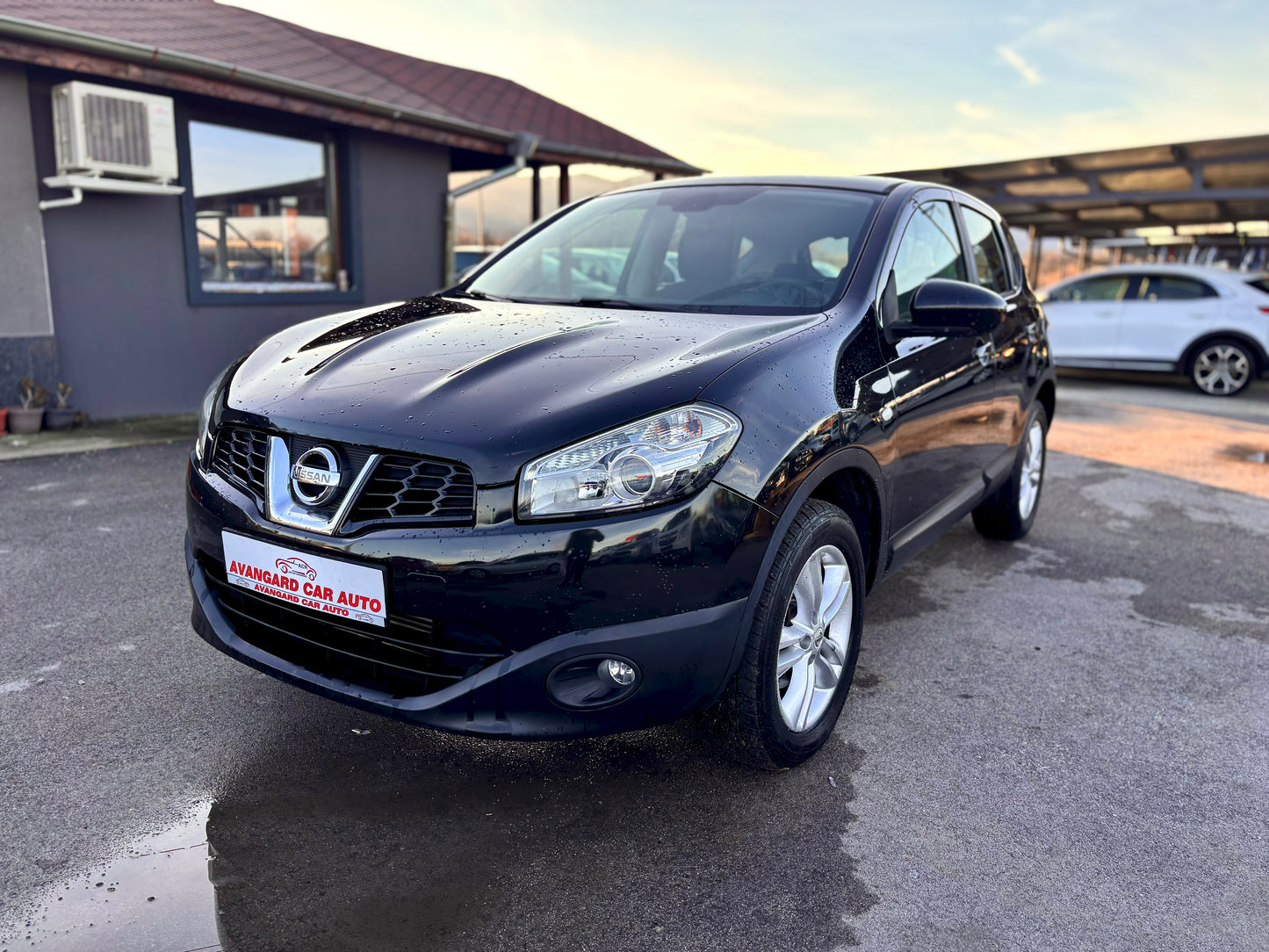NISSAN QASHQAI