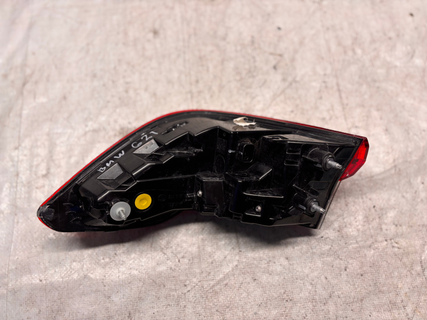 Стоп външен ляв • BMW 3 Series Touring (G21)