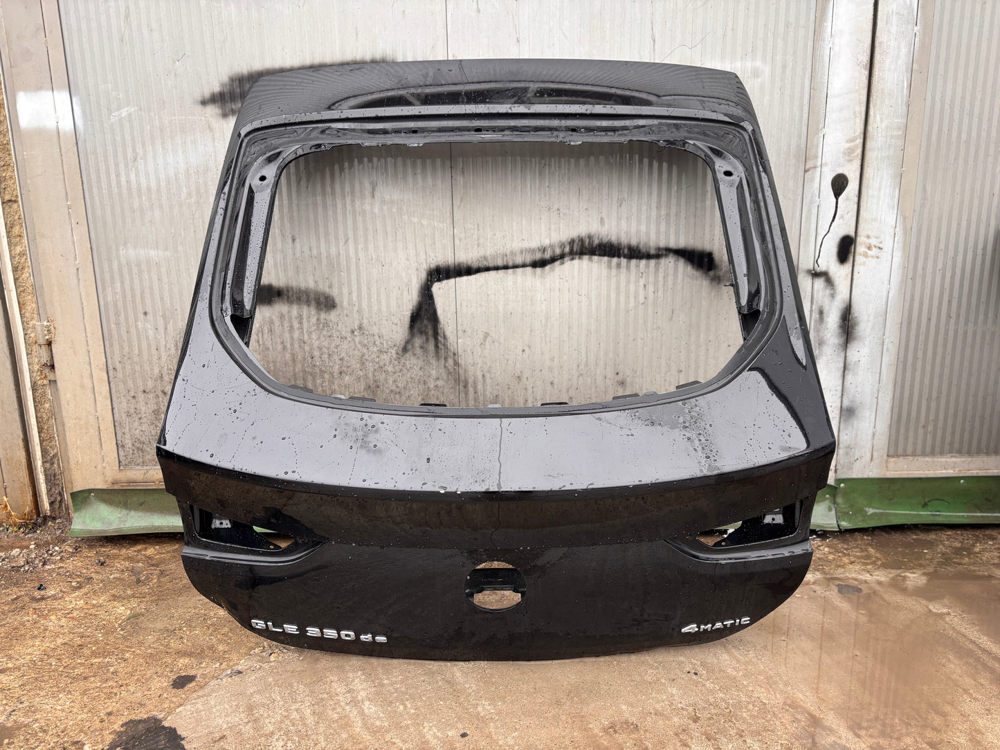 Багажна врата • Mercedes-Benz GLE