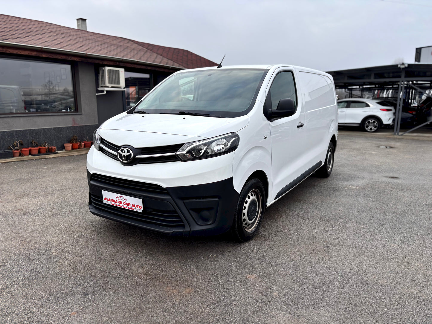 TOYOTA PROACE