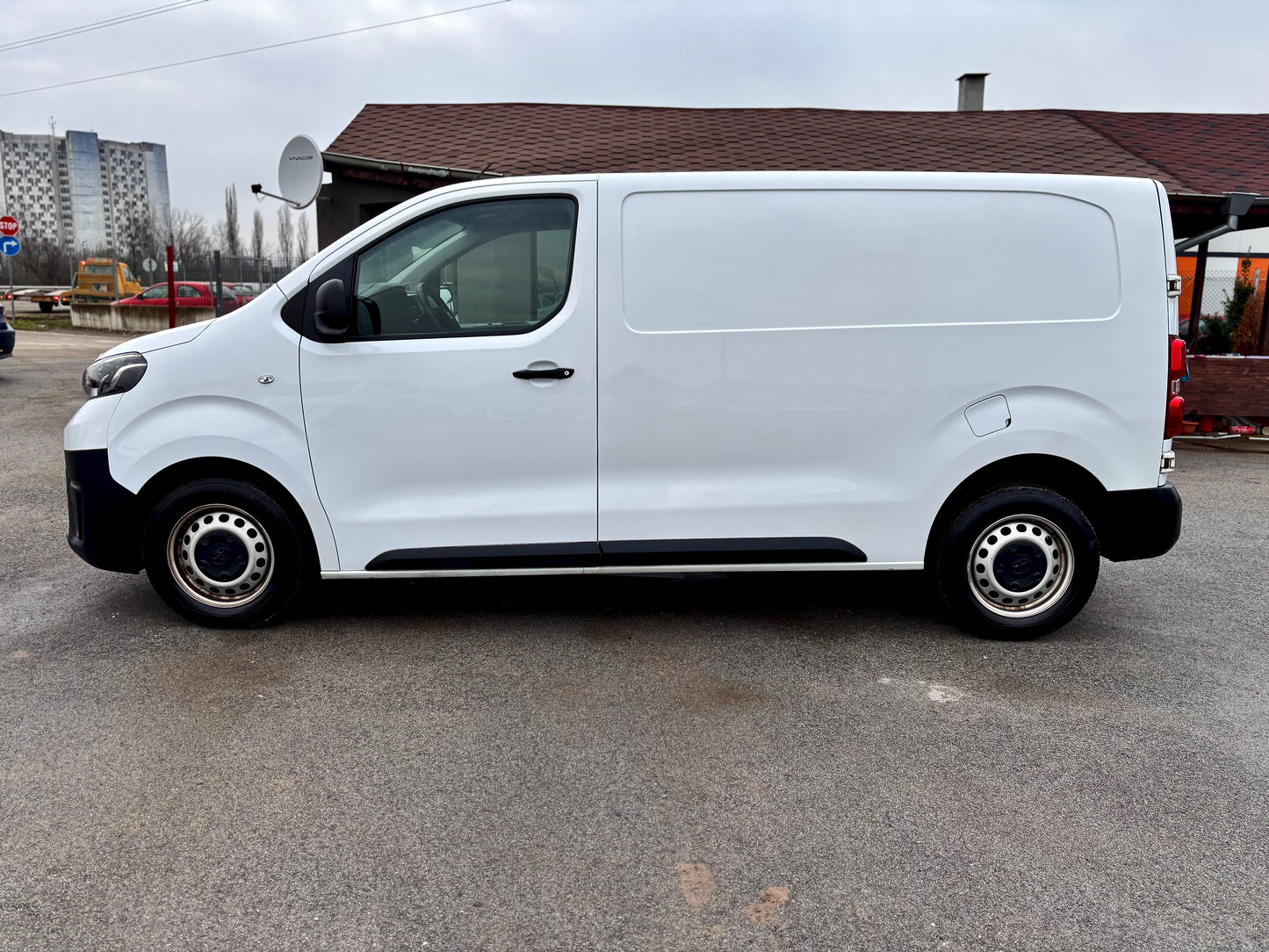TOYOTA PROACE
