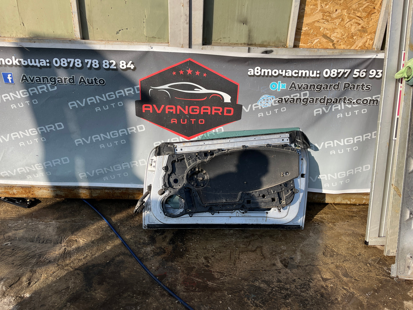 Врата Mini Cooper r56