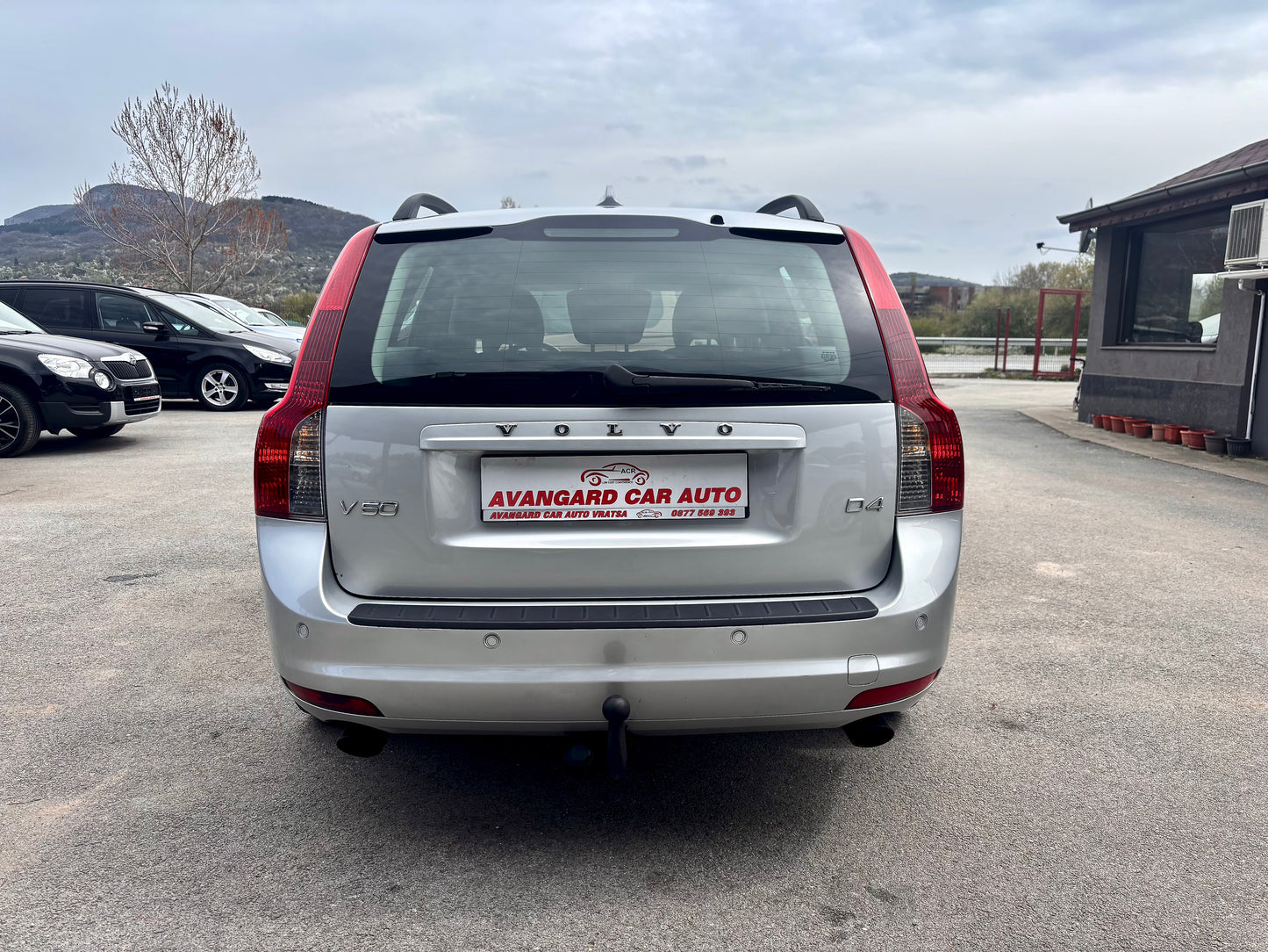 VOLVO V50