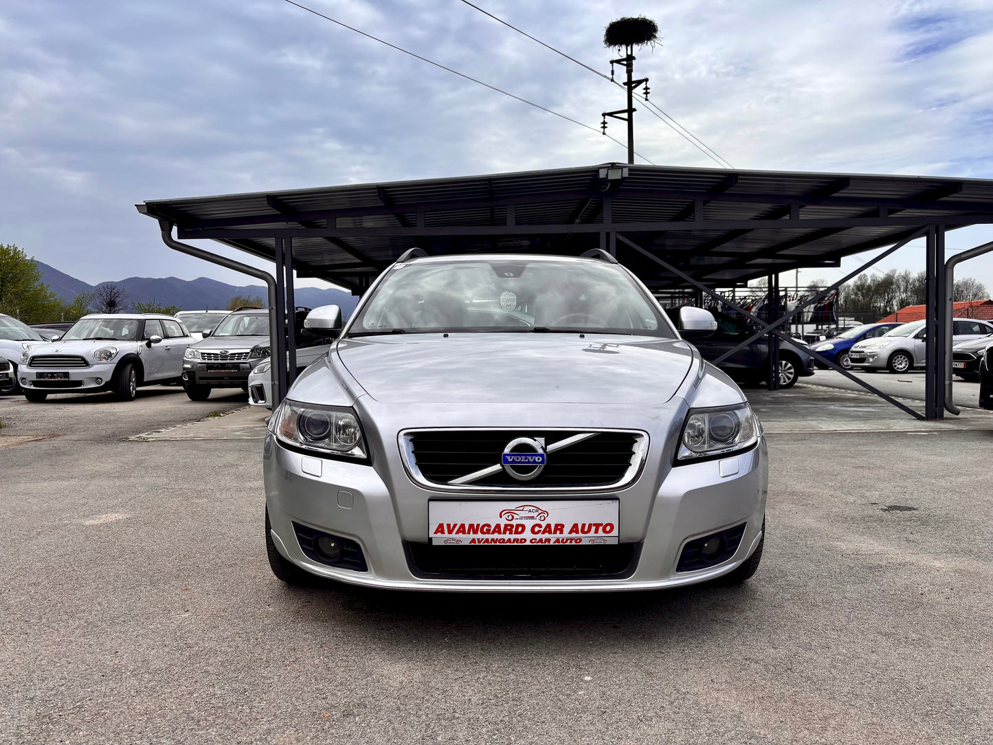 VOLVO V50
