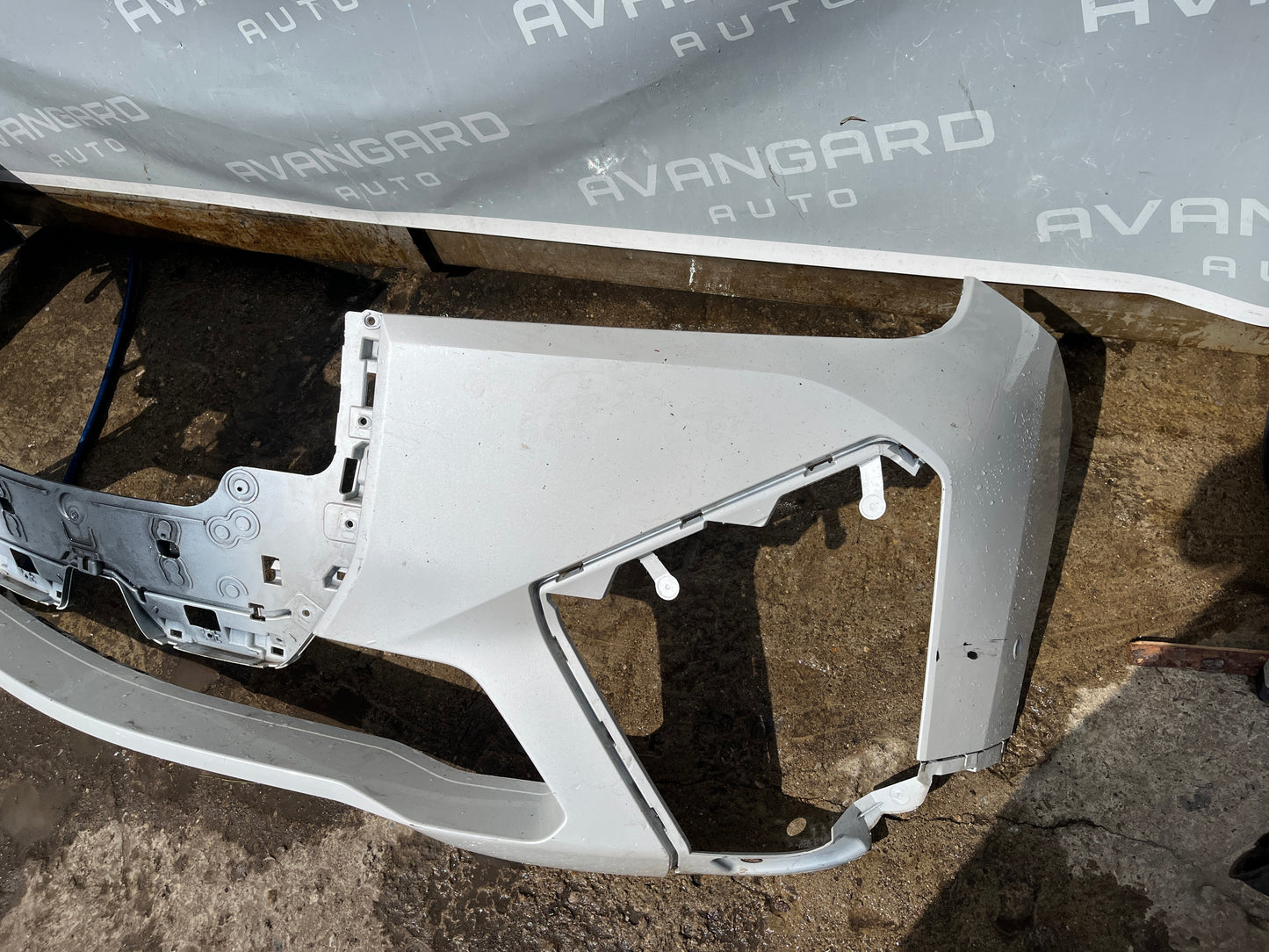 Броня BMW i20 IX 2022
